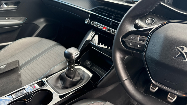 Peugeot 208 1.2 PureTech 100 Allure Premium + 5dr Petrol Hatchback